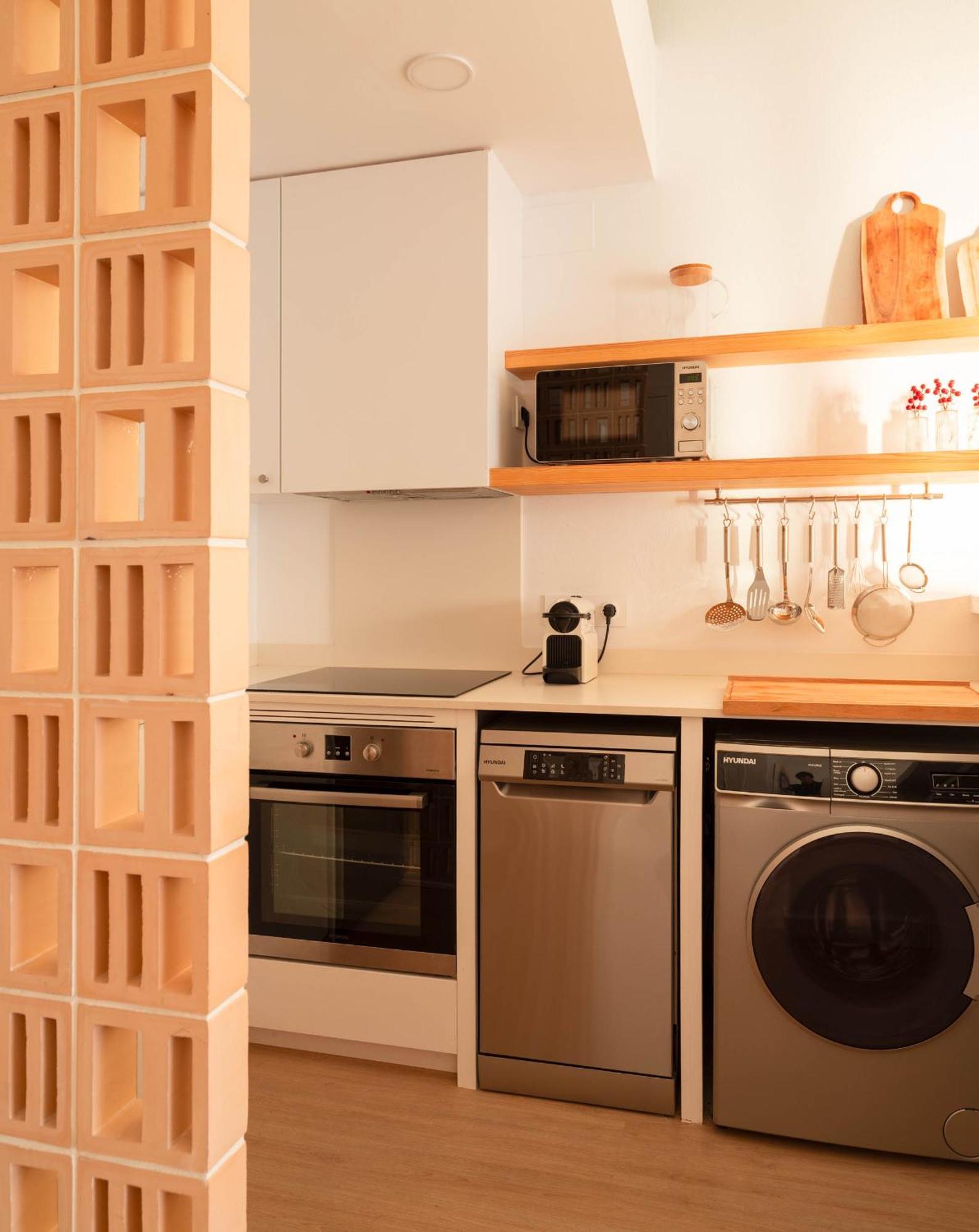 Habitatges Turistics Riba Pitxot - Norai Apartment กาดาเกส ภายนอก รูปภาพ