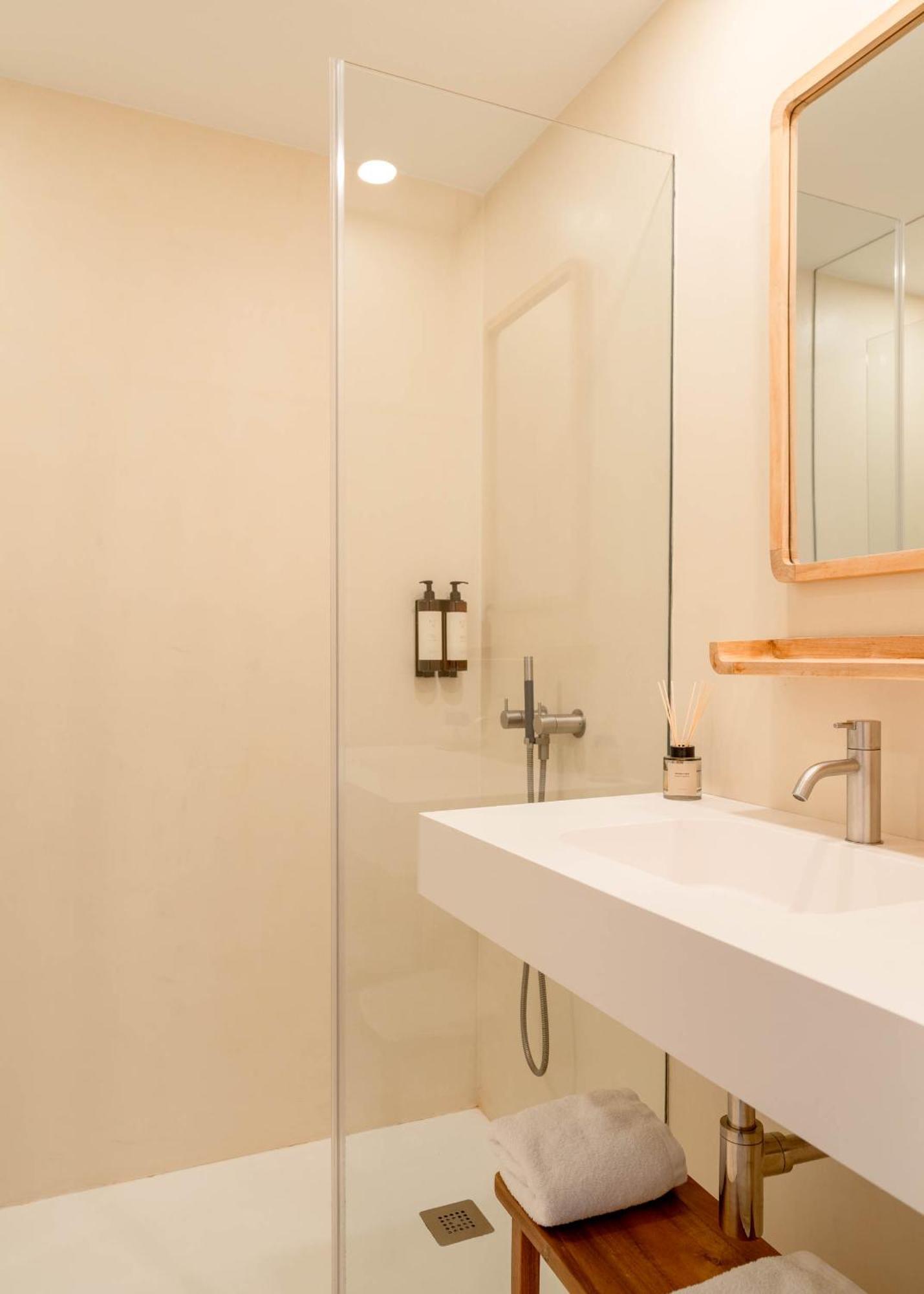 Habitatges Turistics Riba Pitxot - Norai Apartment กาดาเกส ภายนอก รูปภาพ